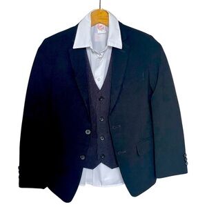 𝅺VAN Heusen Black Sports Coat with Wonder Nation Vest & Dress Shirt for Boys.